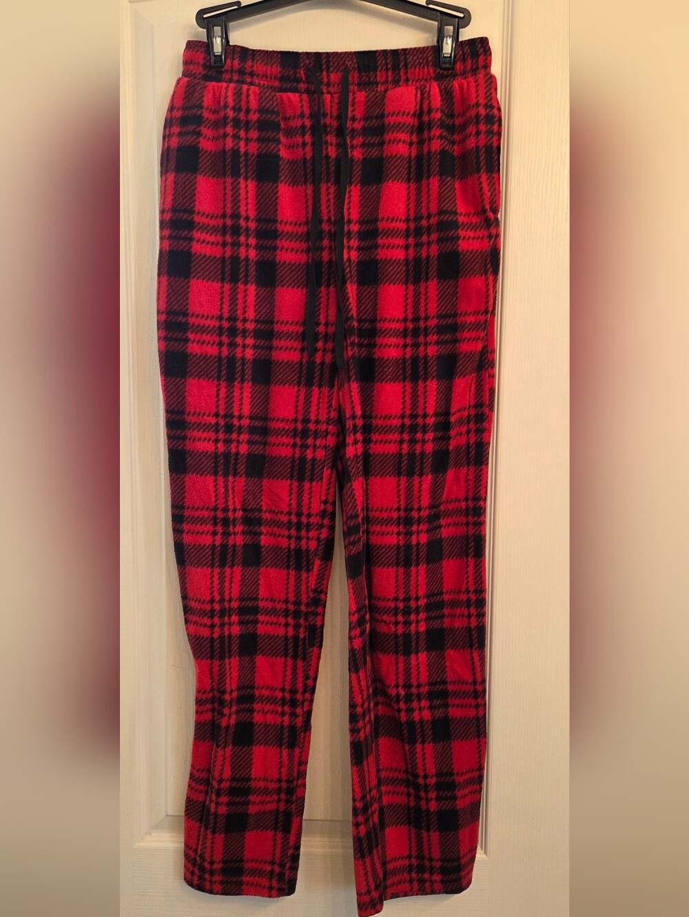 Red and Black Plaid Men’s Lounge Pants SZ S (28-30)